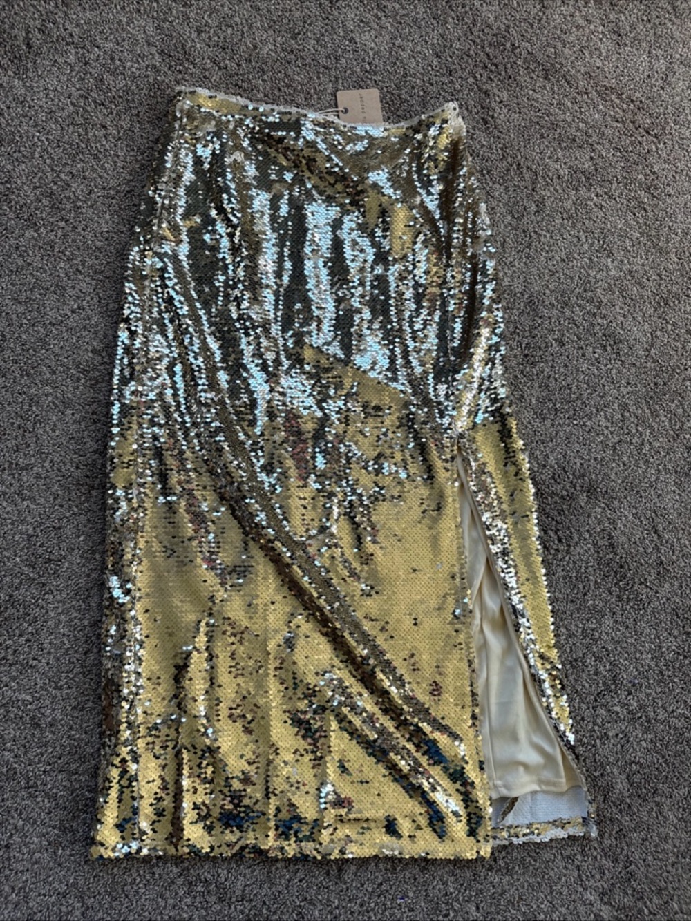 NWT Blu Pepper Women’s Medium Gold Sequin Maxi Skirt with Side Slit & Zip